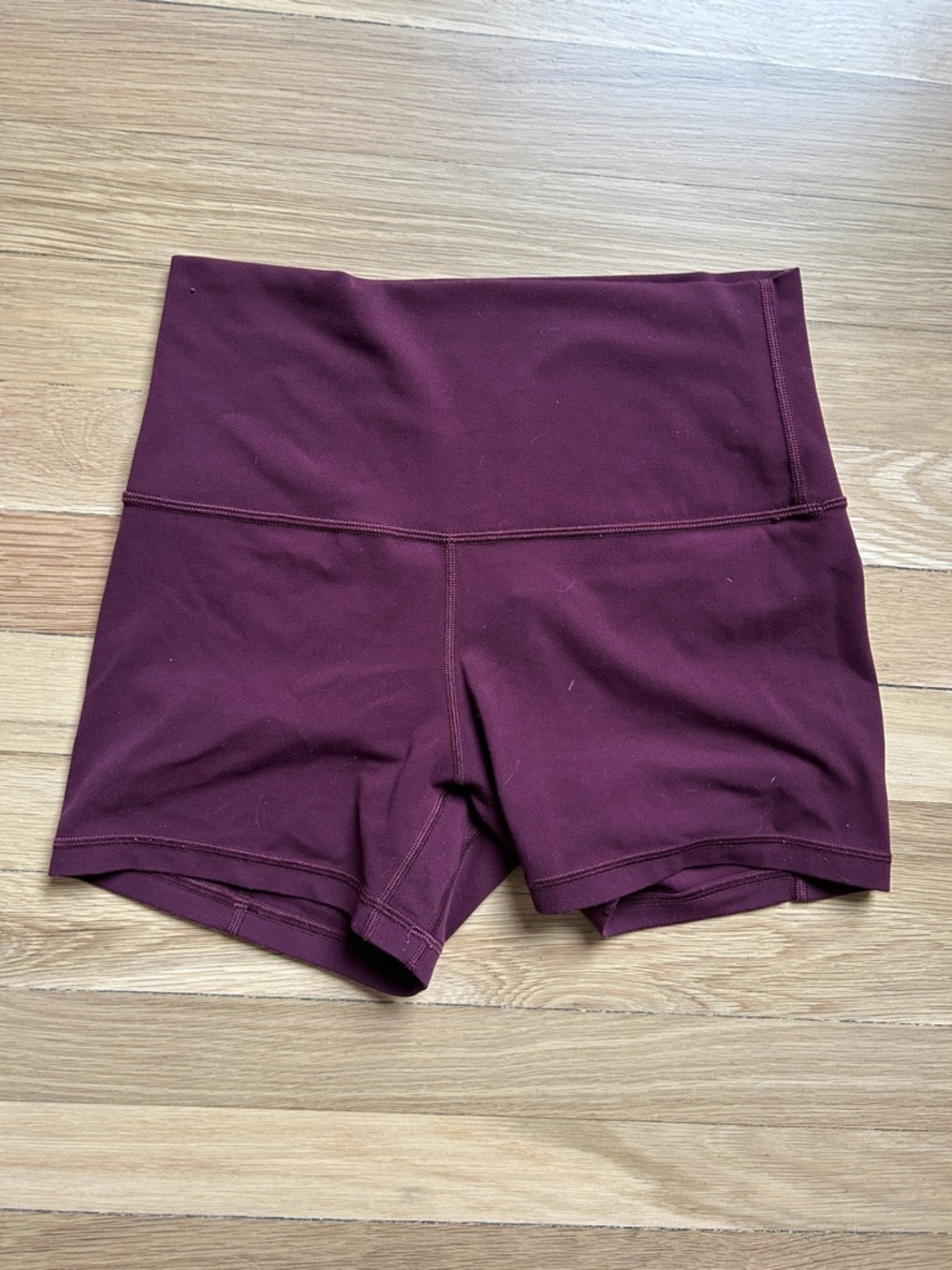 lululemon athletica High-Waist Performance Shorts - Burgundy